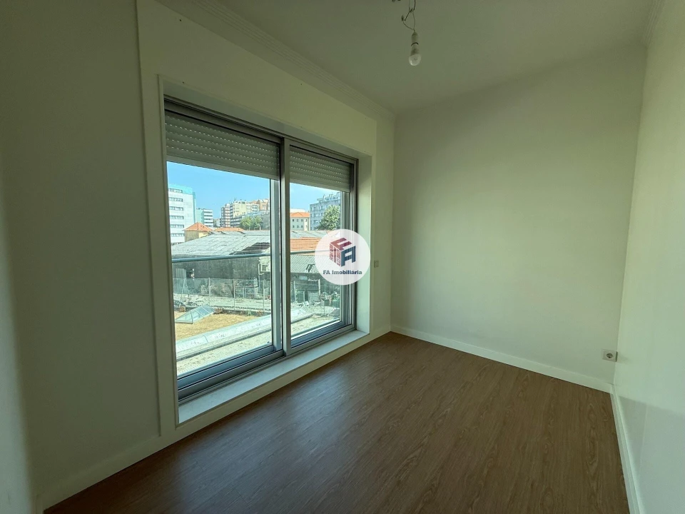 Apartamento T2 para Arrendamento em Matosinhos e Leça da Palmeira Foto 12