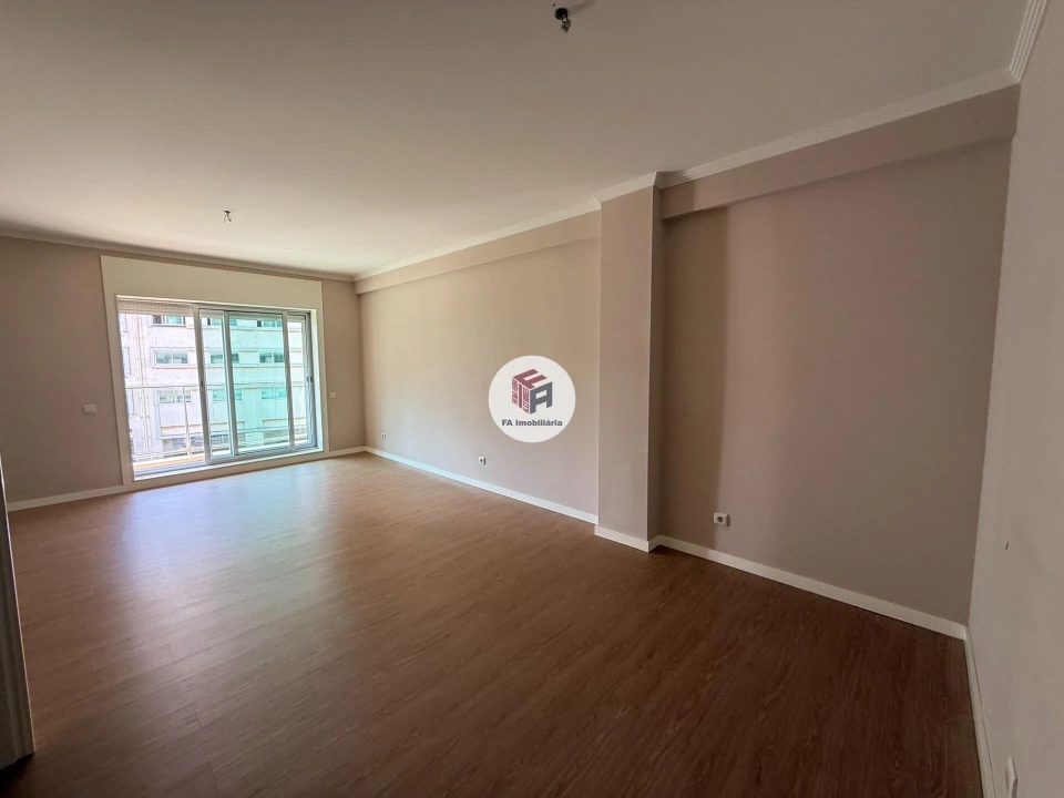Apartamento T2 para Arrendamento em Matosinhos e Leça da Palmeira Foto 2