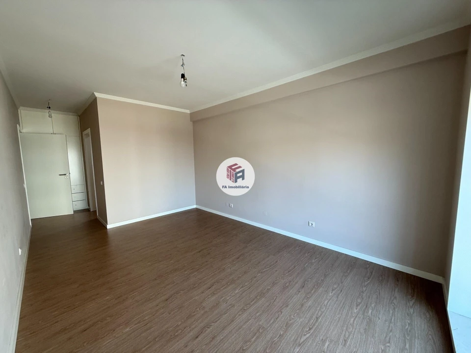 Apartamento T2 para Arrendamento em Matosinhos e Leça da Palmeira Foto 14