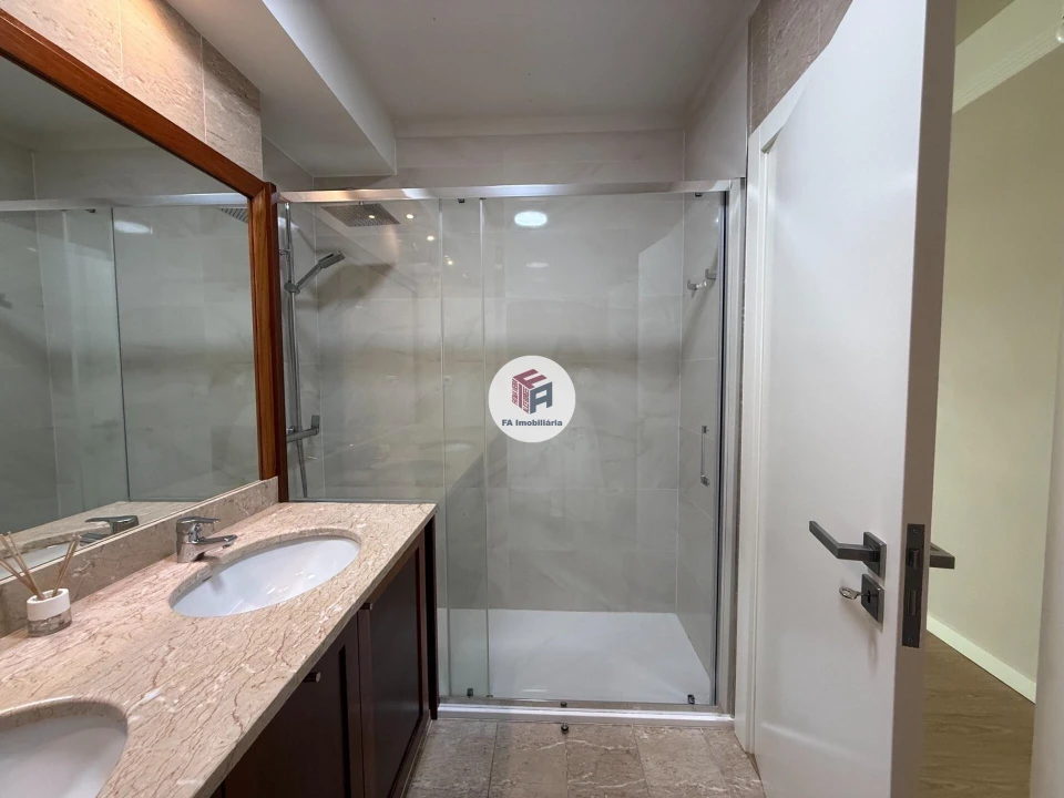 Apartamento T2 para Arrendamento em Matosinhos e Leça da Palmeira Foto 16