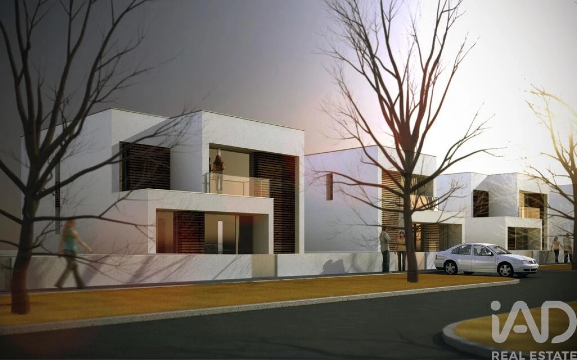 Terreno para Venda em Vieira de Leiria Foto 1