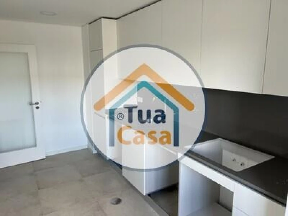 Apartamento T3 para Venda em Currelos, Papízios e Sobral Foto 8