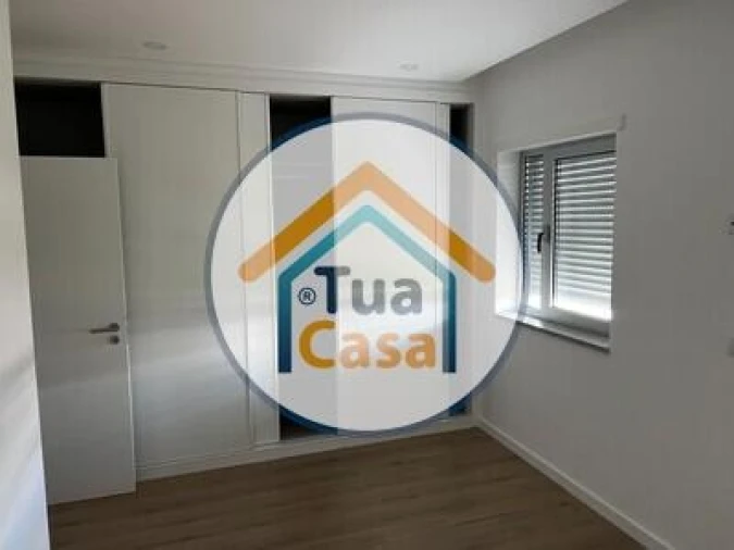 Apartamento T3 para Venda em Currelos, Papízios e Sobral Foto 13