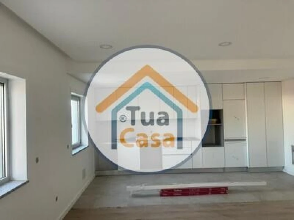 Apartamento T3 para Venda em Currelos, Papízios e Sobral Foto 14