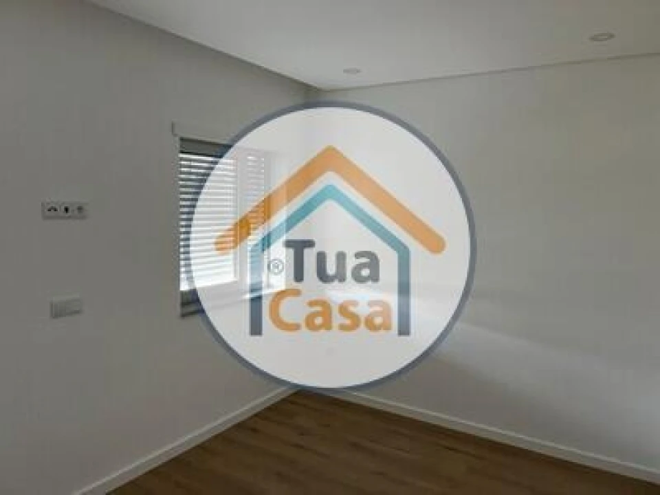 Apartamento T3 para Venda em Currelos, Papízios e Sobral Foto 10