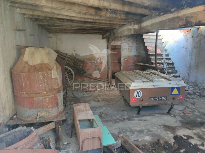 Armazém para Venda em Monsanto Foto 4