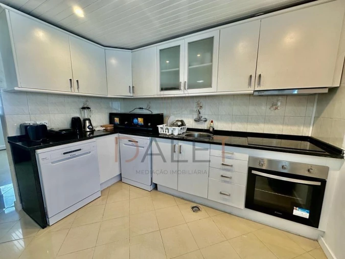 Quarto para Arrendamento em Ajuda Foto 7