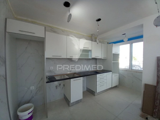 Apartamento T4 para Venda em Laranjeiro e Feijó Foto 5