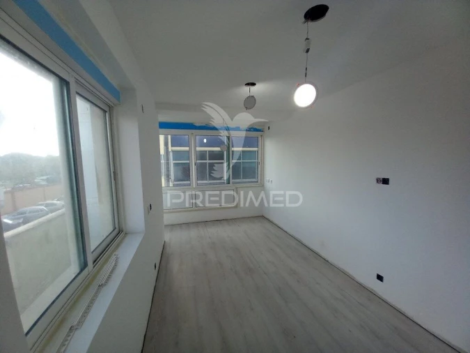 Apartamento T4 para Venda em Laranjeiro e Feijó Foto 14