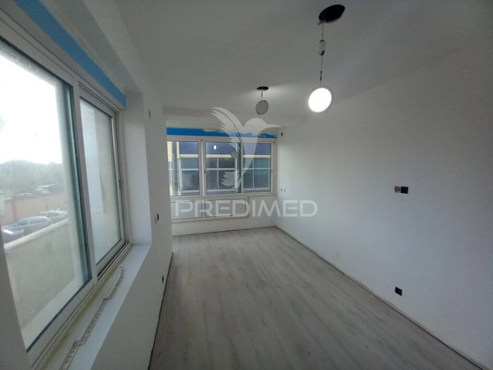 Apartamento T4 para Venda em Laranjeiro e Feijó Foto 14