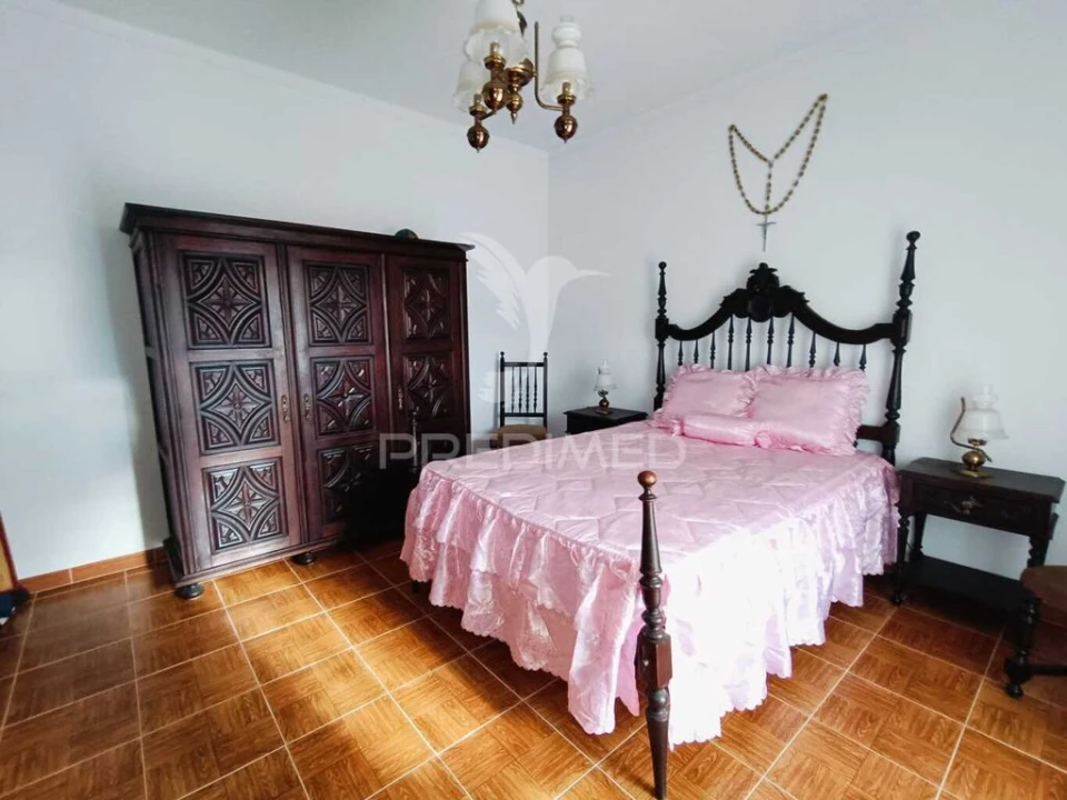 Moradia T9 para Venda em Gondemaria e Olival Foto 13