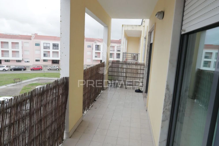 Apartamento T3 para Venda em Quinta do Anjo Foto 16