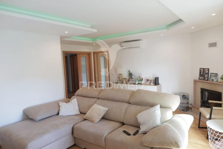 Apartamento T3 para Venda em Quinta do Anjo Foto 3