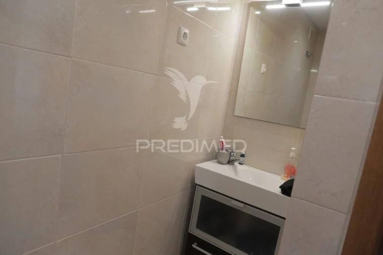 Apartamento T3 para Venda em Quinta do Anjo Foto 11