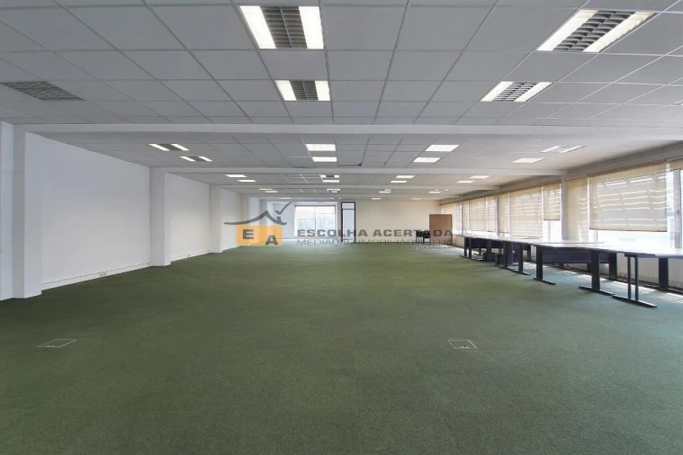 Escritório para Arrendamento em São Mamede de Infesta e Senhora da Hora Foto 5