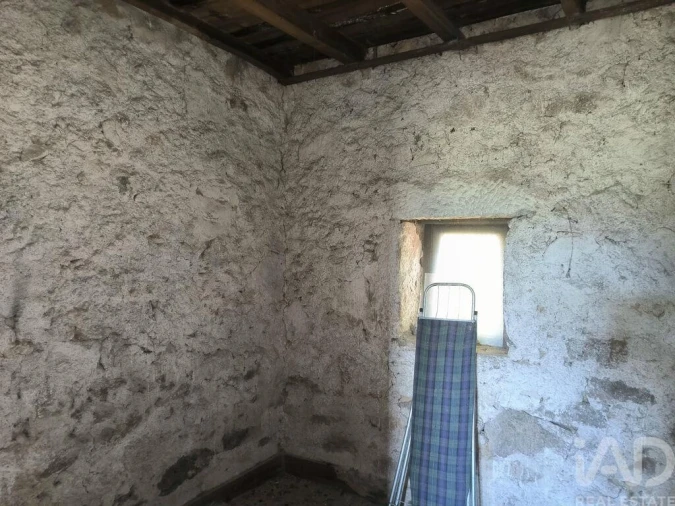 Moradia T3 para Venda em Caria Foto 20