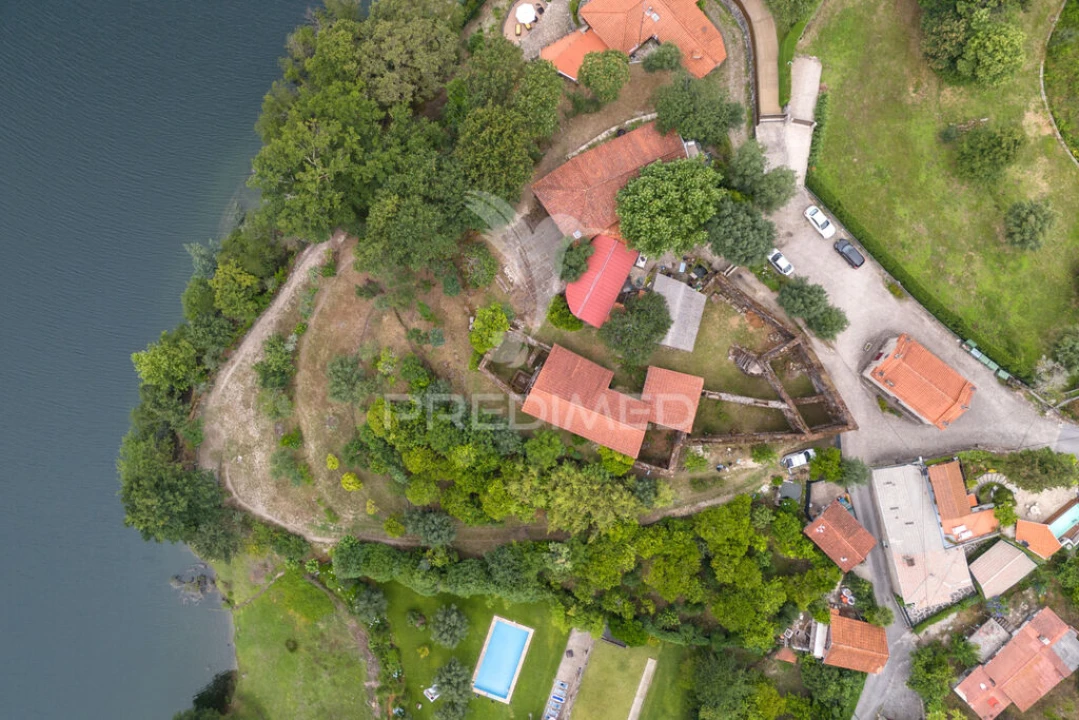 Moradia T3 para Venda em Caniçada e Soengas Foto 9