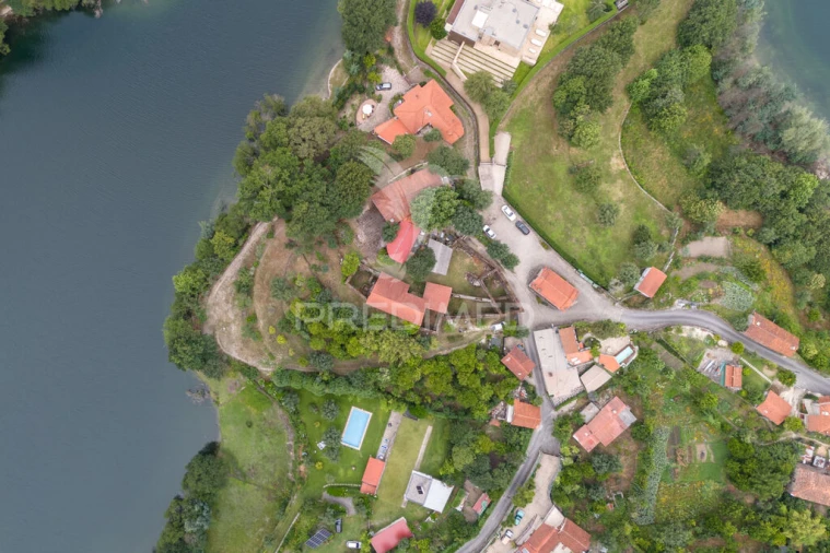 Moradia T3 para Venda em Caniçada e Soengas Foto 8