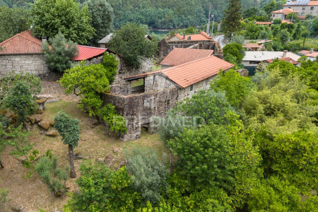 Moradia T3 para Venda em Caniçada e Soengas Foto 15