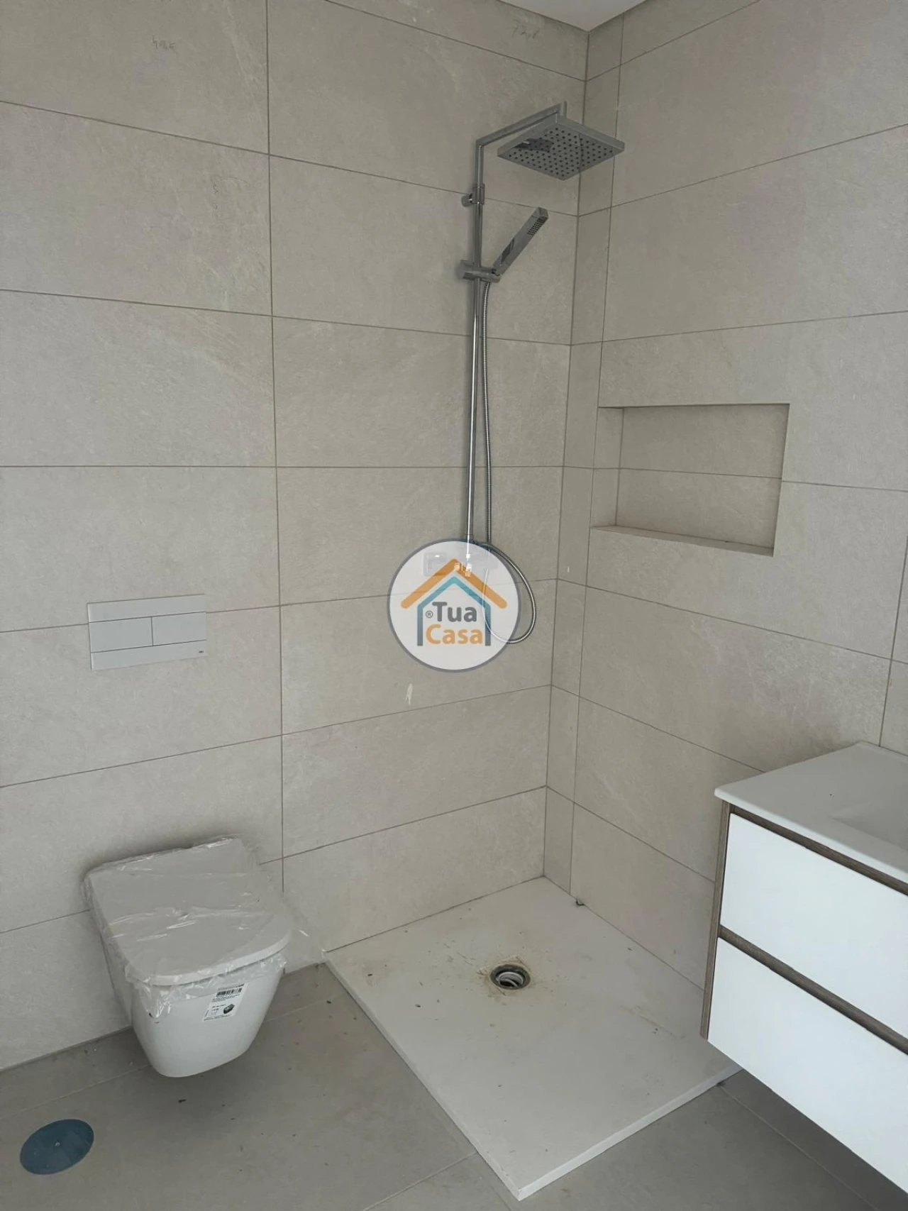 Apartamento T1 para Venda em Currelos, Papízios e Sobral Foto 20