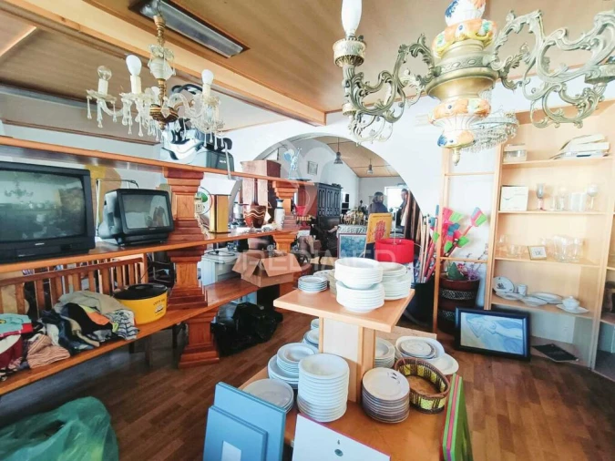 Prédio para Venda em Caxarias Foto 6