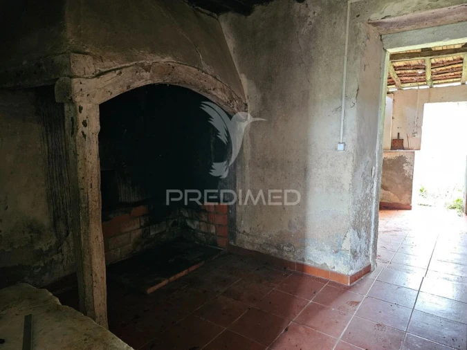 Moradia T3 para Venda em Nossa Senhora do Pranto Foto 5