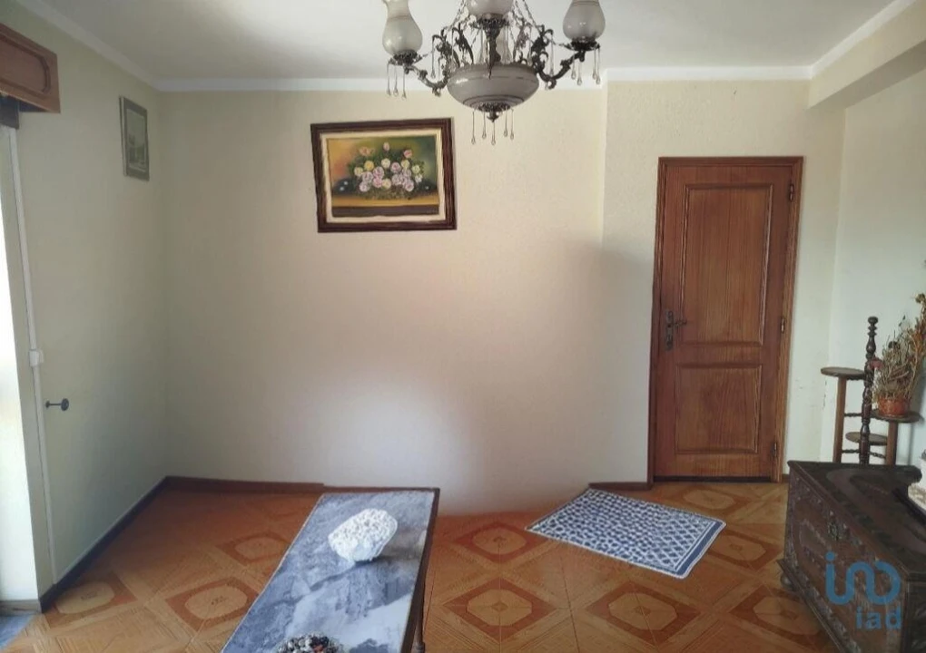 Moradia T6 para Venda em Ferreiros de Avões Foto 12