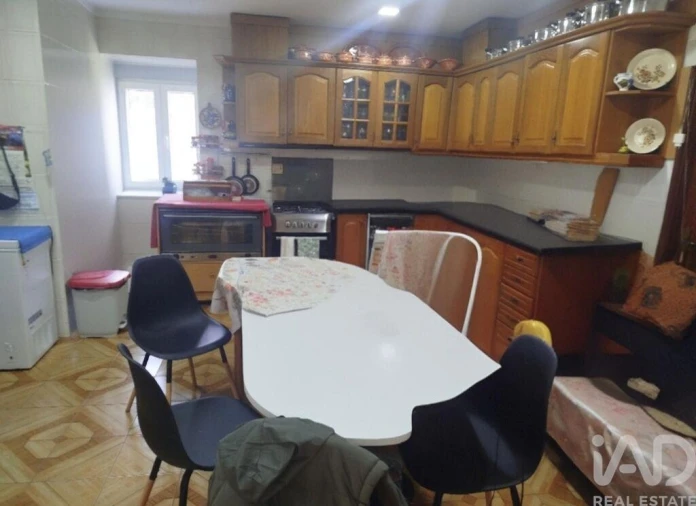 Moradia T6 para Venda em Ferreiros de Avões Foto 18