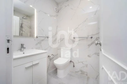 Apartamento T1 para Venda em Quarteira