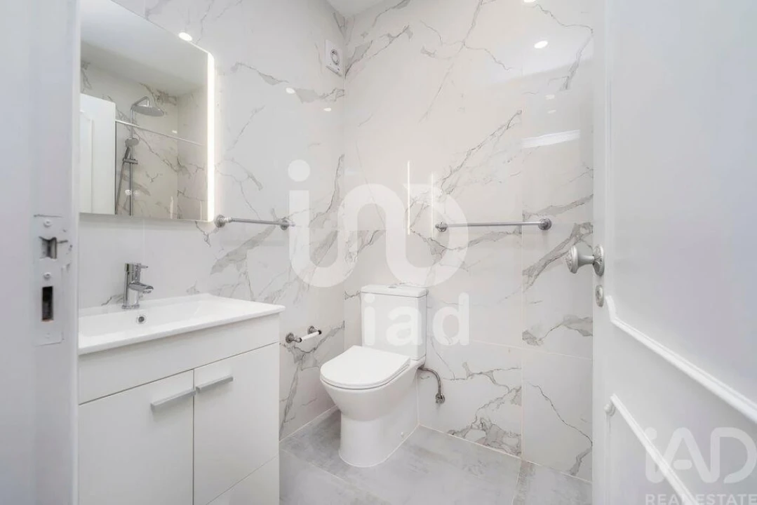 Apartamento T1 para Venda em Quarteira Foto 26