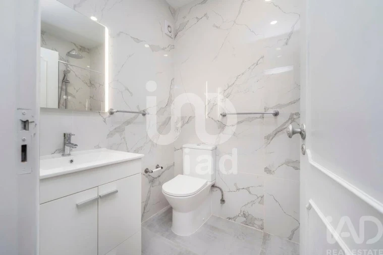 Apartamento T1 para Venda em Quarteira Foto 26