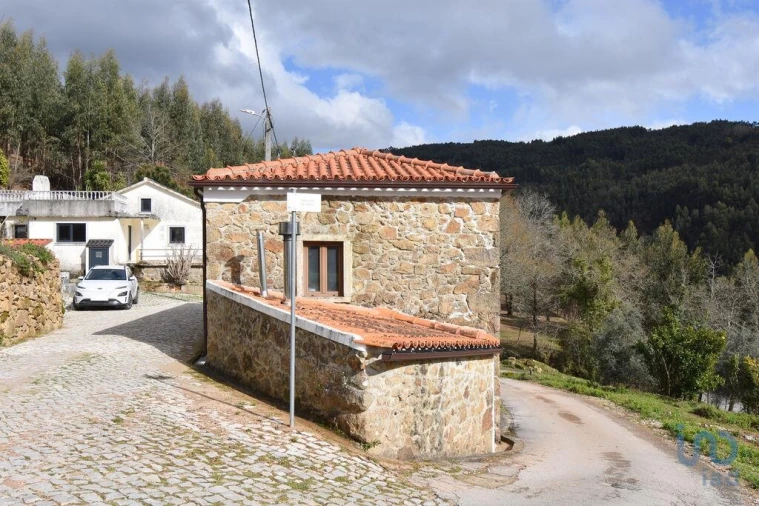 Moradia T3 para Venda em Espinhal Foto 4