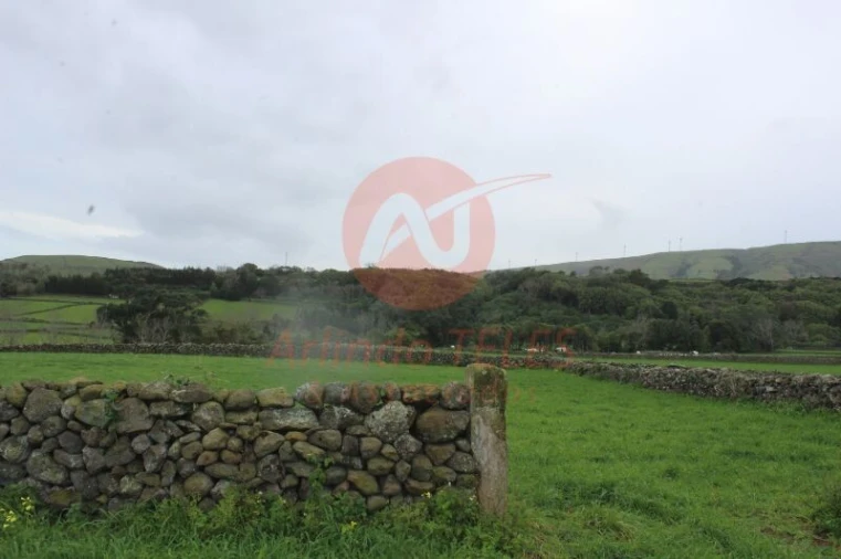 Terreno para Venda em Praia da Vitoria (Santa Cruz) Foto 7