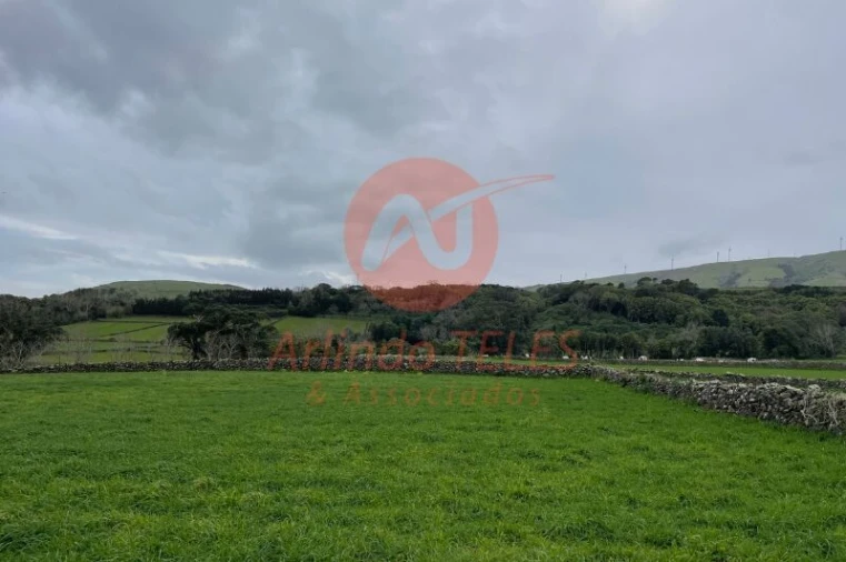 Terreno para Venda em Praia da Vitoria (Santa Cruz) Foto 15