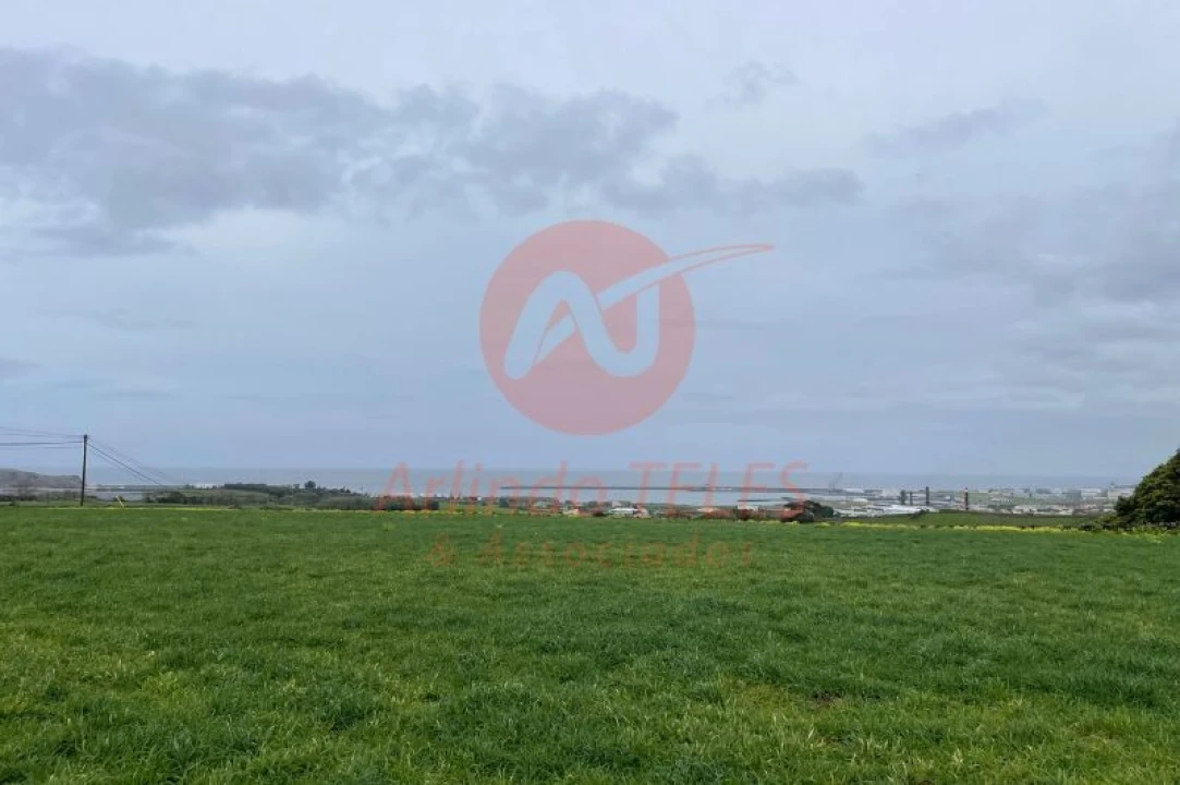 Terreno para Venda em Praia da Vitoria (Santa Cruz) Foto 23