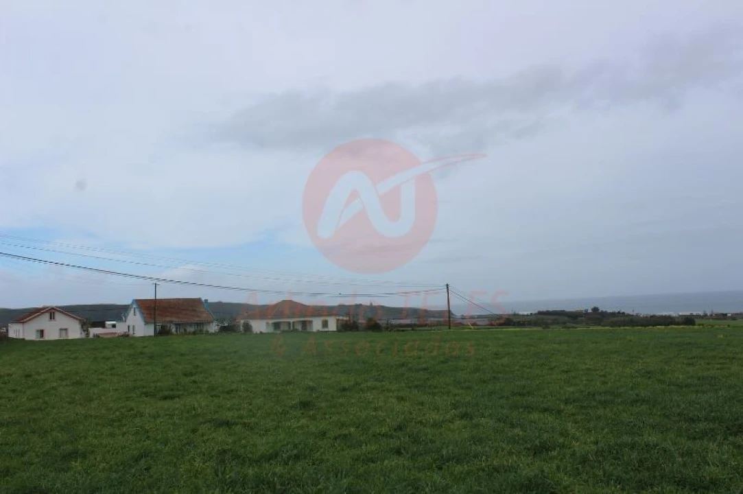 Terreno para Venda em Praia da Vitoria (Santa Cruz) Foto 39