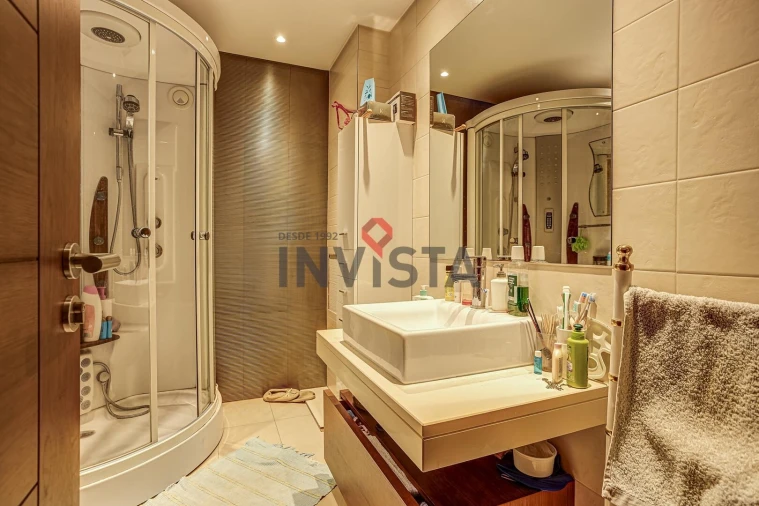 Apartamento T4 para Venda em Alverca do Ribatejo e Sobralinho Foto 18