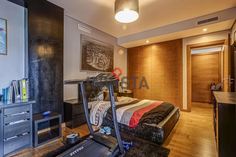 Apartamento T4 para Venda em Alverca do Ribatejo e Sobralinho Foto 23