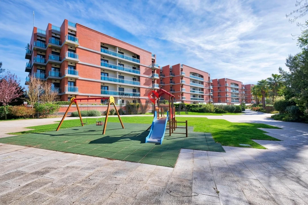 Apartamento T4 para Venda em Alverca do Ribatejo e Sobralinho Foto 20