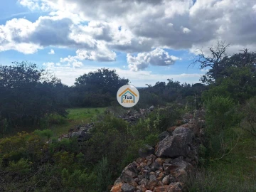 Terreno para Venda em Faro (Sé e São Pedro)