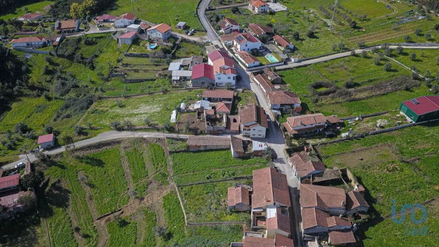 Moradia T1 para Venda em Friúmes e Paradela Foto 10