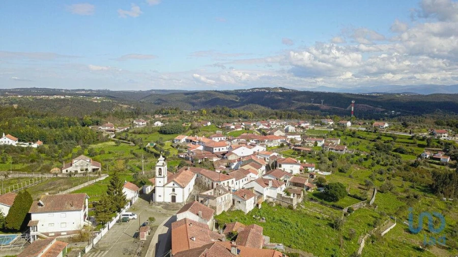 Moradia T1 para Venda em Friúmes e Paradela Foto 9