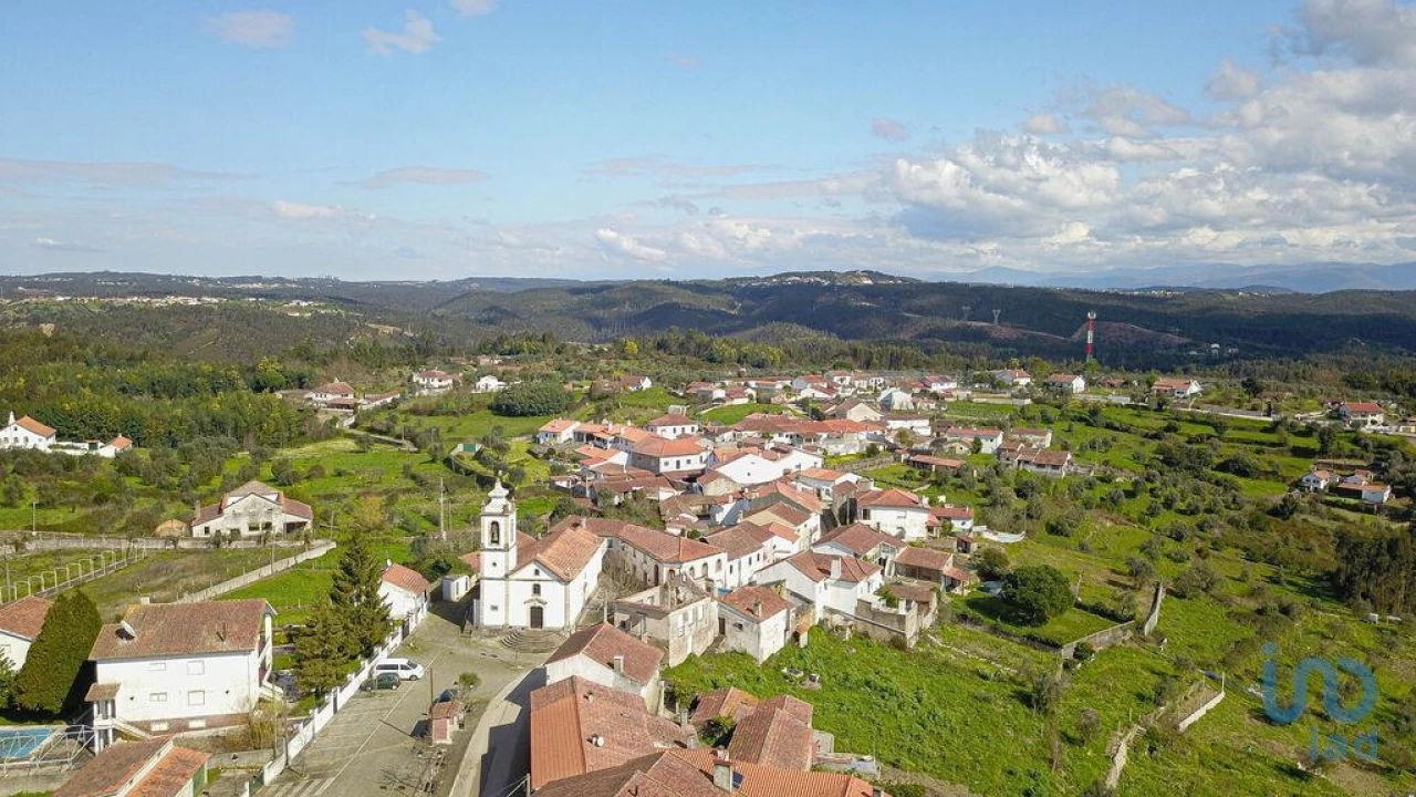 Moradia T1 para Venda em Friúmes e Paradela Foto 9