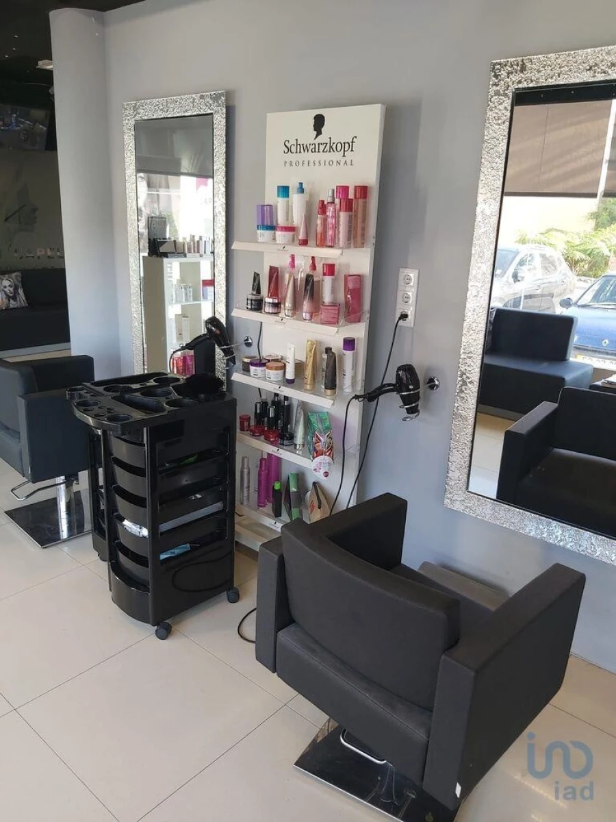 Loja para Venda em Caniço Foto 5