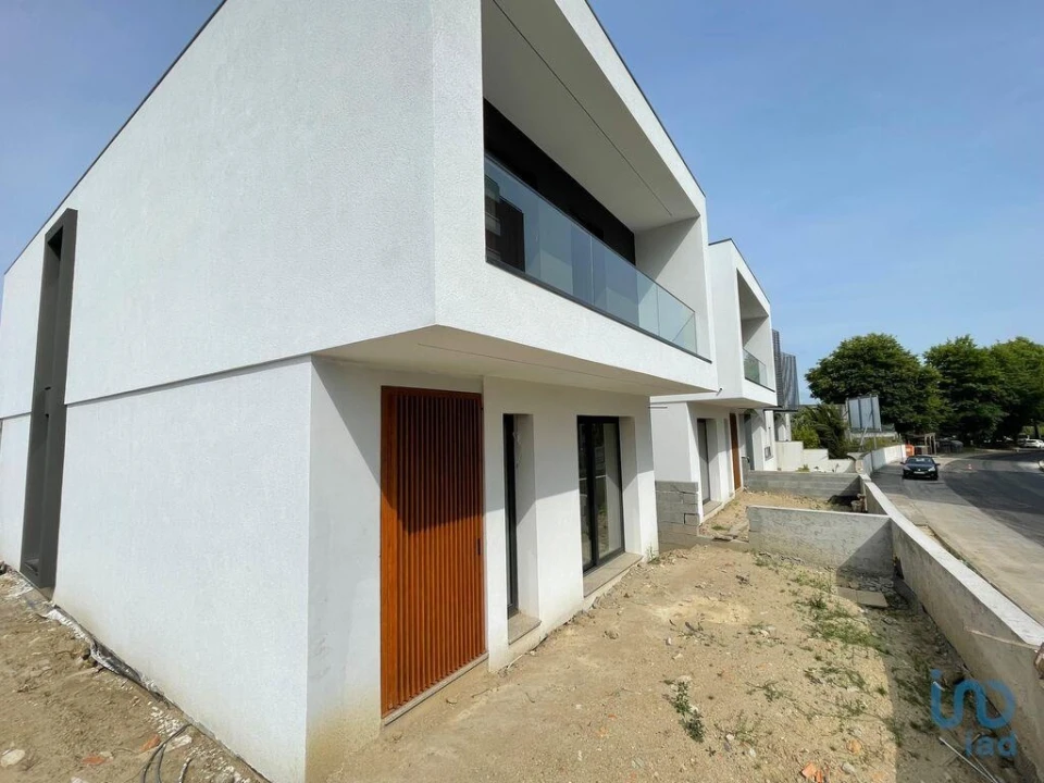 Moradia T3 para Venda em Barcelos, V.Boa, V.Frescainha Foto 2