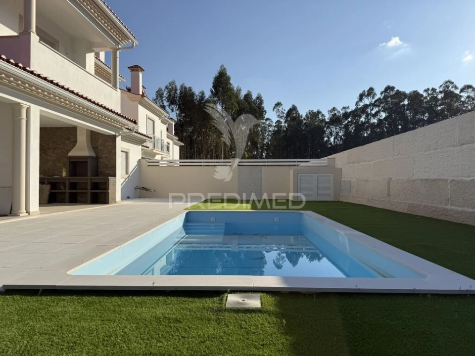 Moradia T4 para Venda em São Mamede Foto 2