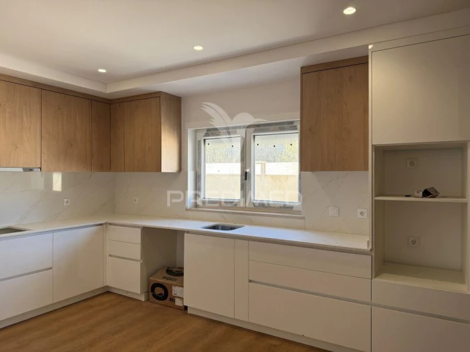 Moradia T4 para Venda em São Mamede Foto 12