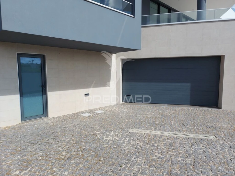 Moradia T4 para Venda em Bensafrim e Barão de São João Foto 11