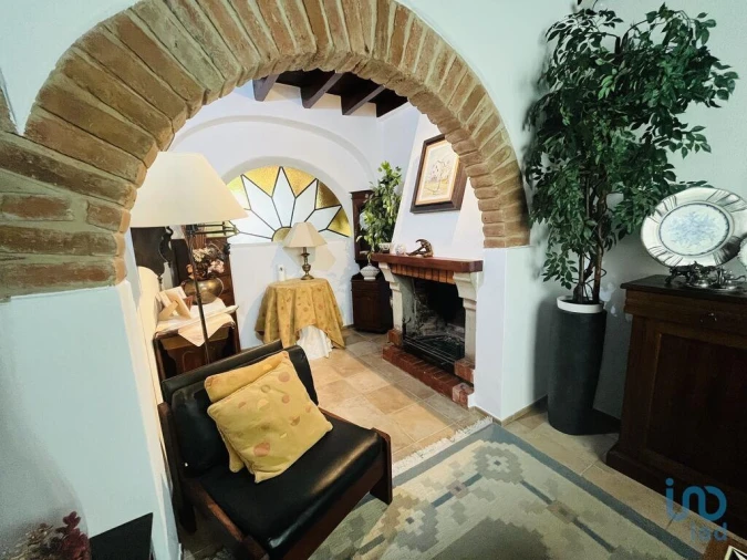 Moradia T5 para Venda em Beja (Salvador e Santa Maria da Feira) Foto 3