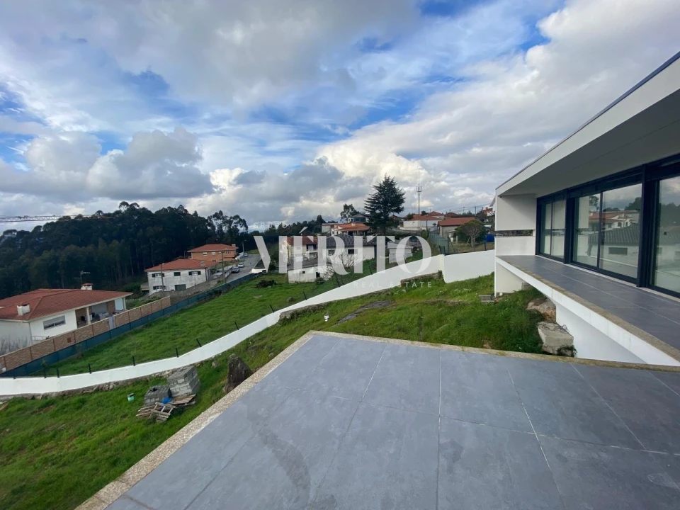 Moradia T3 para Venda em Roriz Foto 15